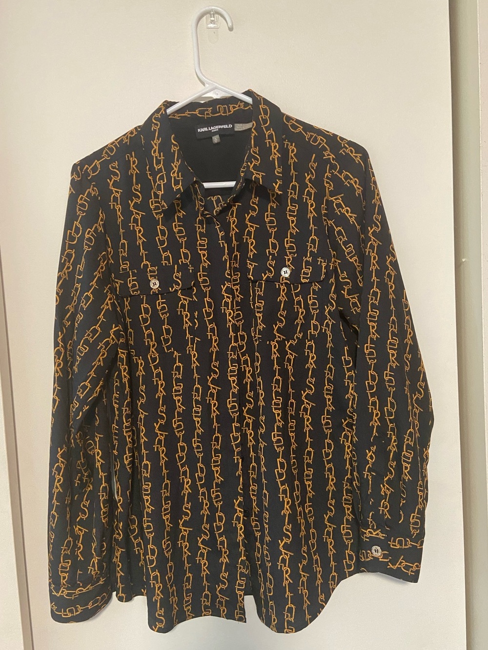 Karl Lagerfeld Black Button Down Shirt with Chain-Logo Print Size Small EUC